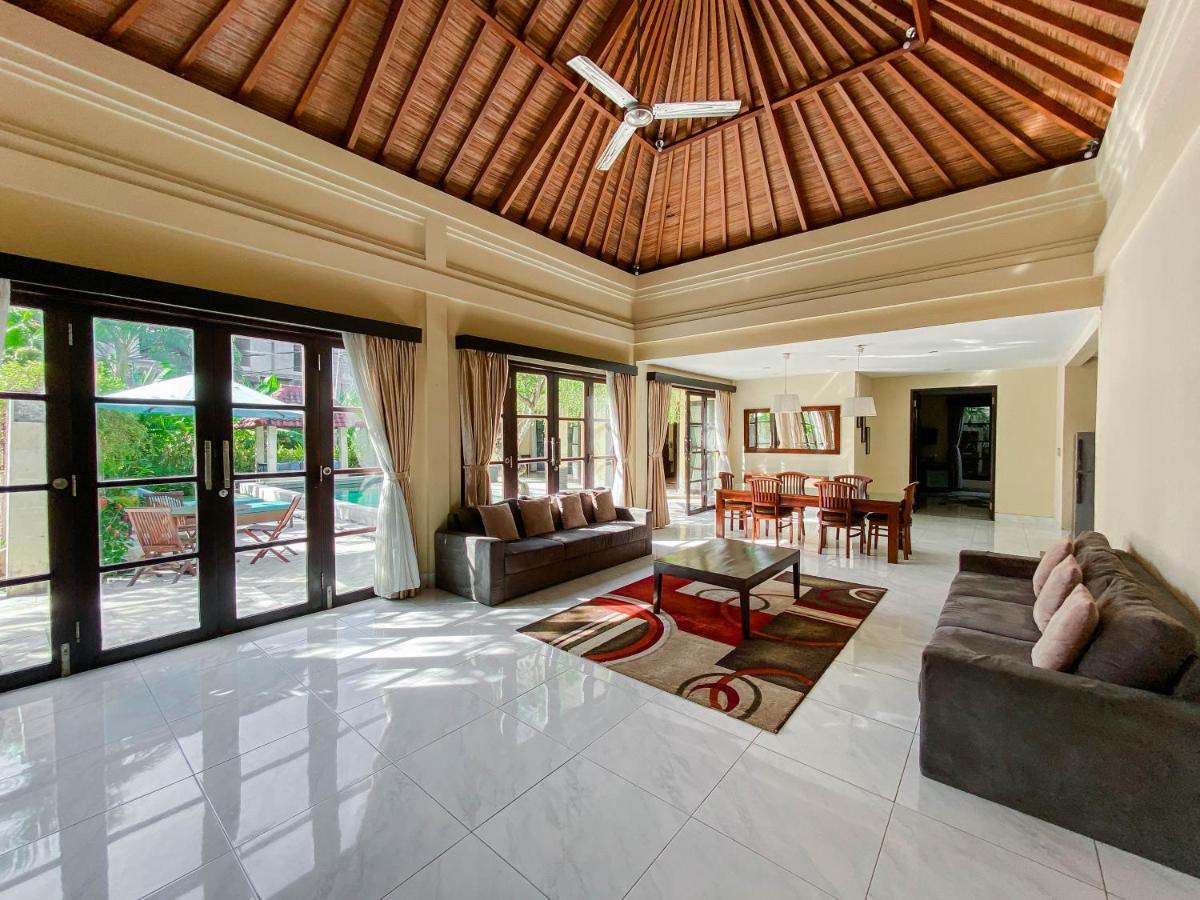 Cometa Villas Seminyak By Premier Hospitality Asia Екстер'єр фото